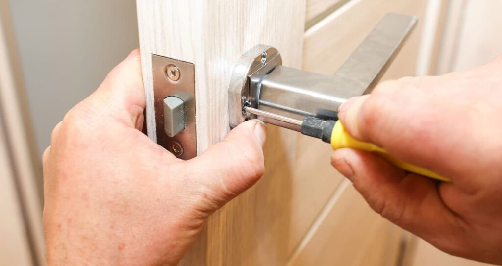 CERRAJERO URGENCIAS MARBELLA